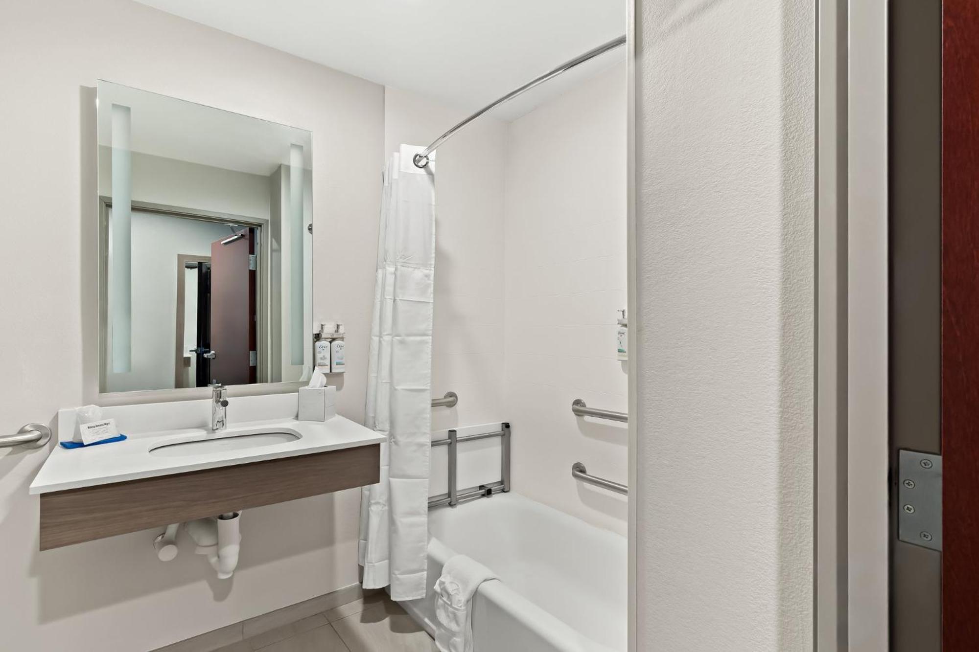 Holiday Inn Express & Suites Perry By Ihg Eksteriør billede