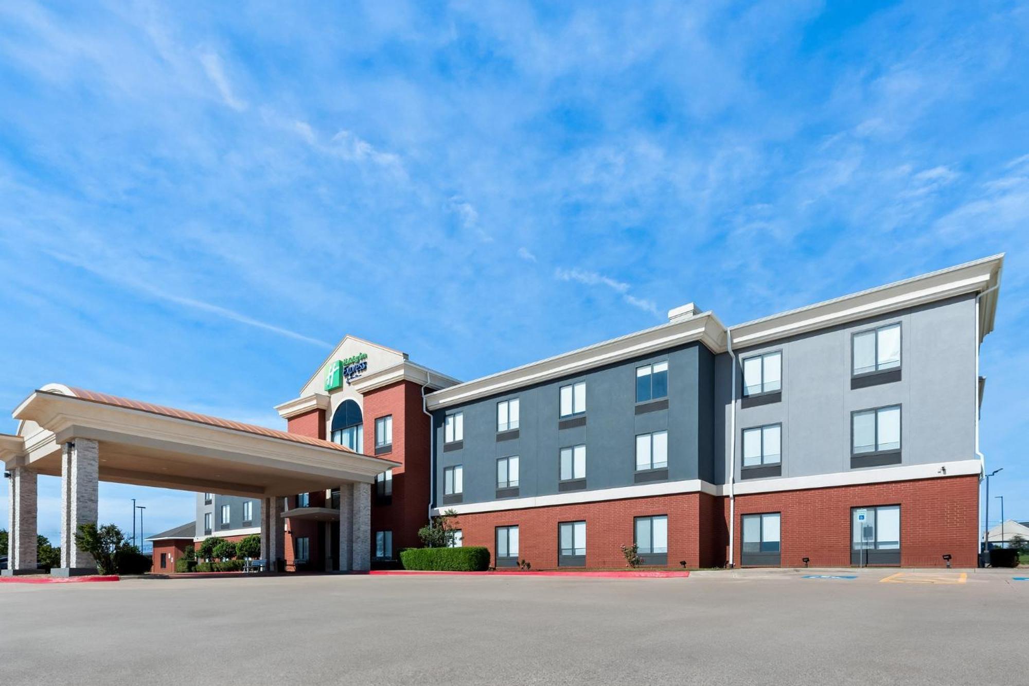 Holiday Inn Express & Suites Perry By Ihg Eksteriør billede